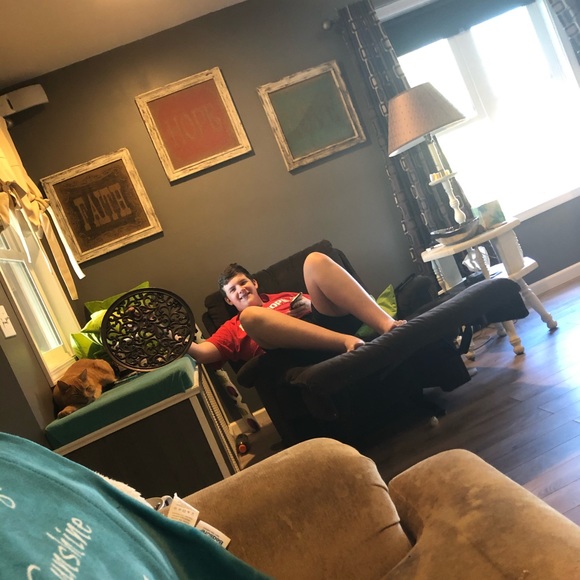 Sheild - Picture 8 of 8